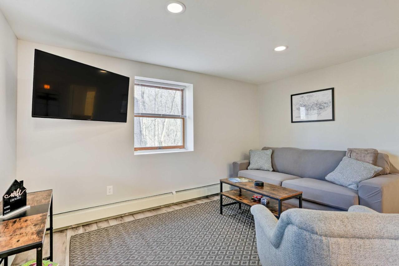 Charming Beacon Apt With Fire Pit Near Hiking! Eksteriør bilde